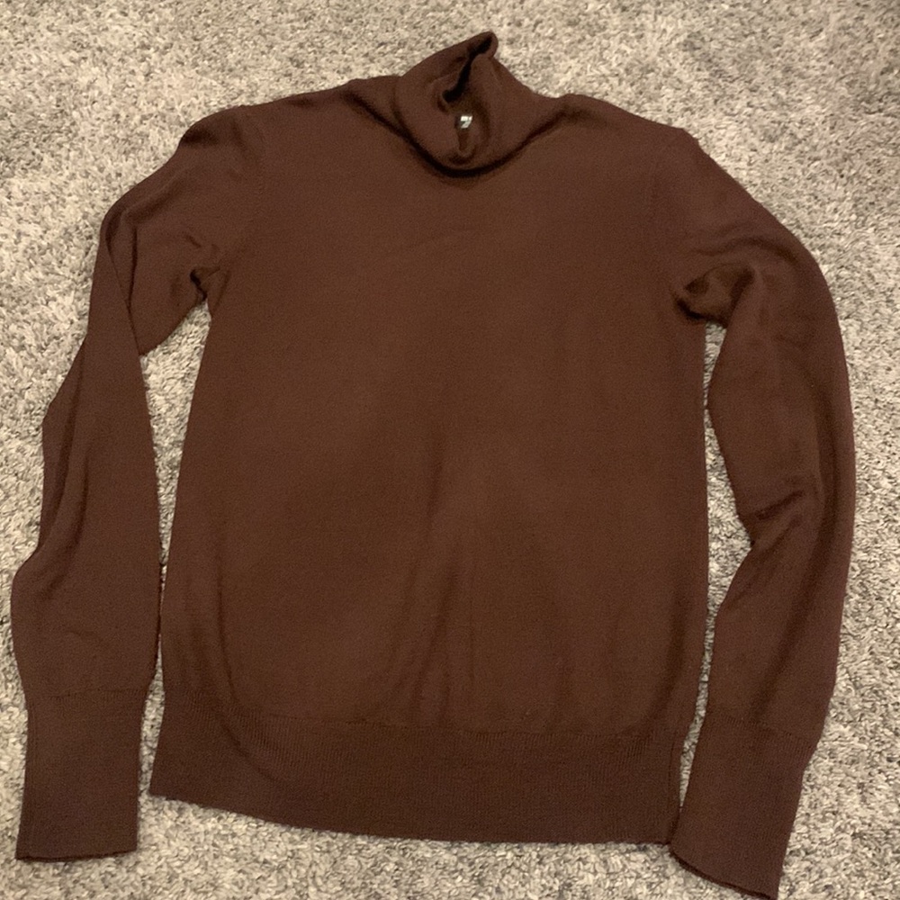 Uniqlo Wool Turtle Neck Sweater xxs